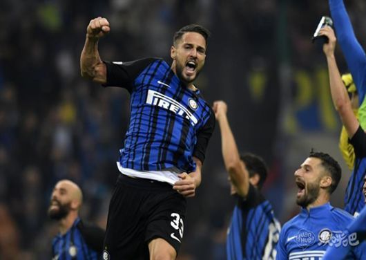 每体：诺坎普公开训练门票发售几小时后已卖出将近1.2万张（每体：诺坎普公开训练门票开售数小时即售出近1.2万张）