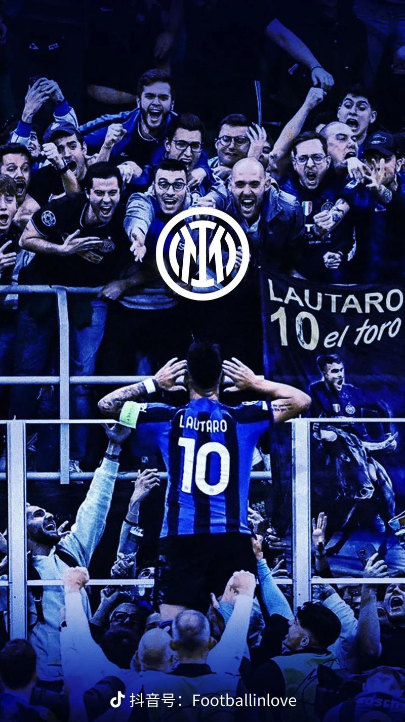 记者：埃切韦里想去罗马而非赫罗纳，他已向身边人重申这一点（记者：埃切韦里更愿加盟罗马而非赫罗纳，已向身边人再次表态）