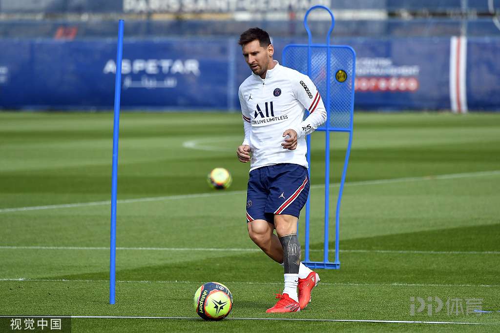 青少年海外交流新探索，“犀旺”小将赴欧塞尔开启留洋旅程（青少年国际交流再升级，“犀旺”小将启程欧塞尔踏上留洋之路）